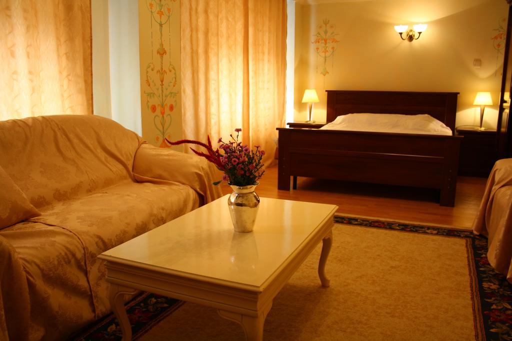 Villa Tamara Bucureşti Cameră foto