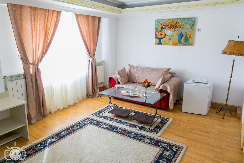 Villa Tamara Bucureşti Cameră foto