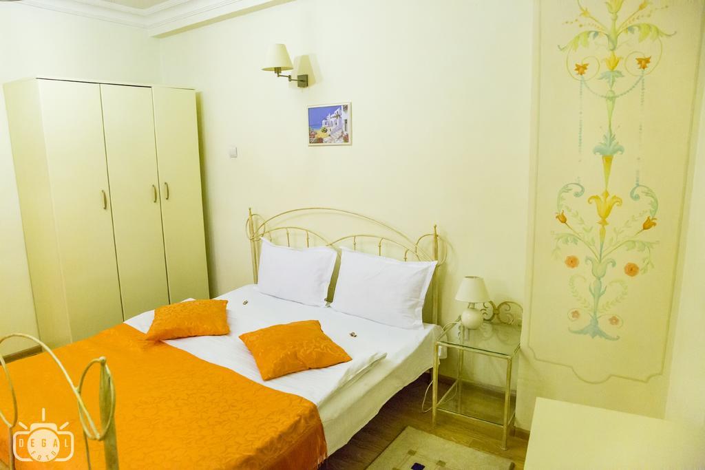 Villa Tamara Bucureşti Cameră foto