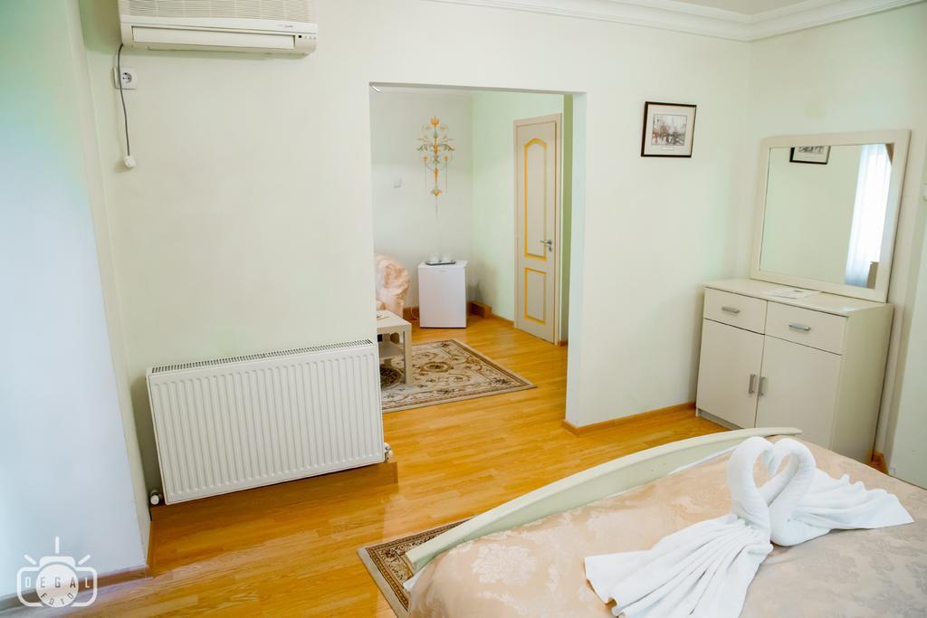 Villa Tamara Bucureşti Cameră foto