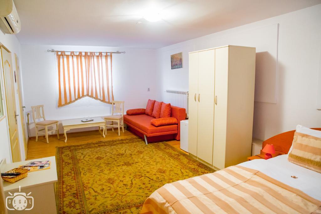Villa Tamara Bucureşti Cameră foto
